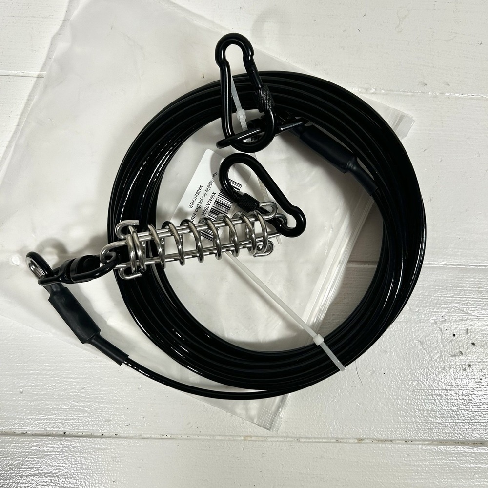 Small Dog Tie Out 30ft 1.3lbs Black Brand New